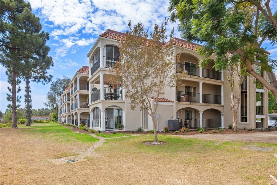 Property photo for 4014 Calle Sonora Oeste, #2A, Laguna Woods, CA