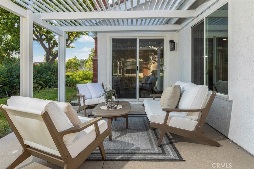 27792 Via Granados, Mission Viejo, CA 92692 27792 Via Granados, Mission Viejo, CA 92692