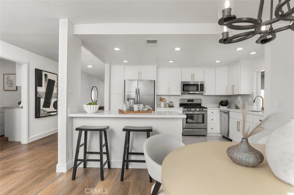 27792 Via Granados, Mission Viejo, CA 92692 27792 Via Granados, Mission Viejo, CA 92692