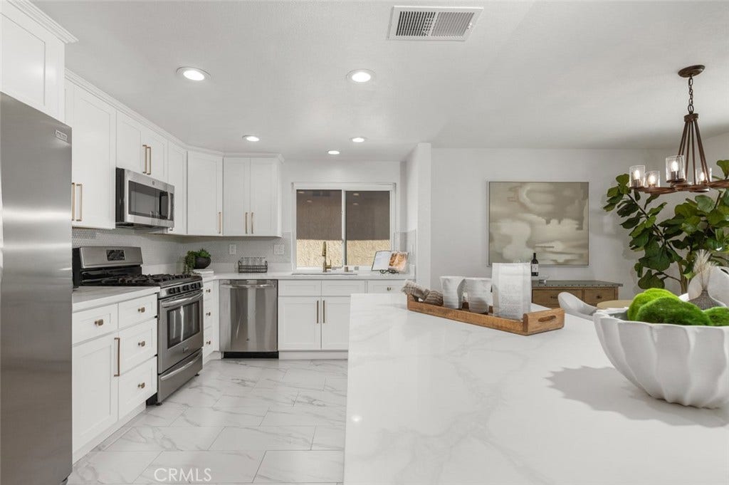 27792 Via Granados, Mission Viejo, CA 92692 27792 Via Granados, Mission Viejo, CA 92692