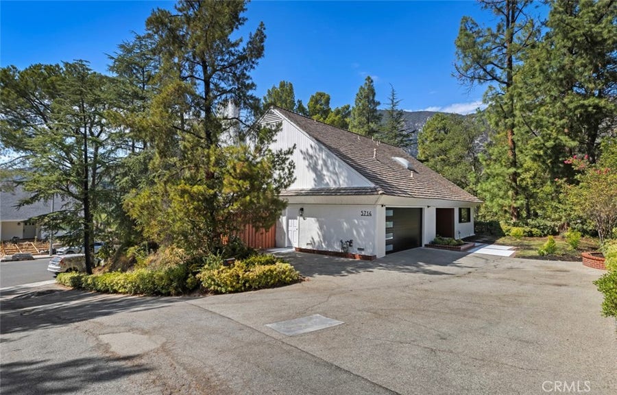 Property photo for 5714 Alder Ridge Drive, La Canada Flintridge, CA