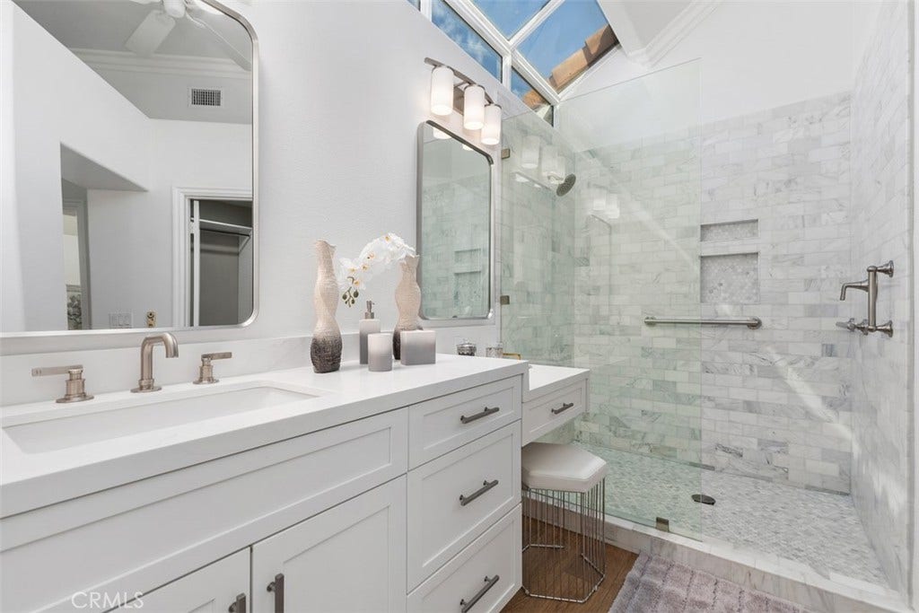 21451 Medina, Mission Viejo, CA 92692 21451 Medina, Mission Viejo, CA 92692