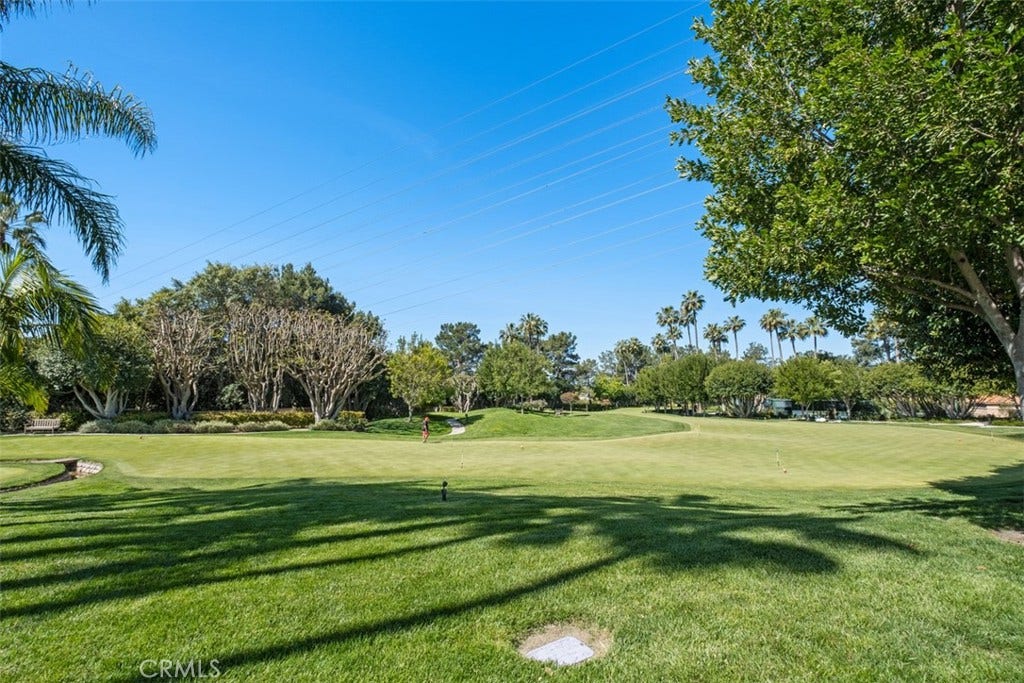 21451 Medina, Mission Viejo, CA 92692 21451 Medina, Mission Viejo, CA 92692