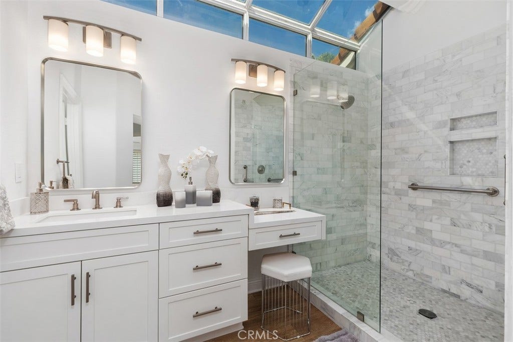21451 Medina, Mission Viejo, CA 92692 21451 Medina, Mission Viejo, CA 92692
