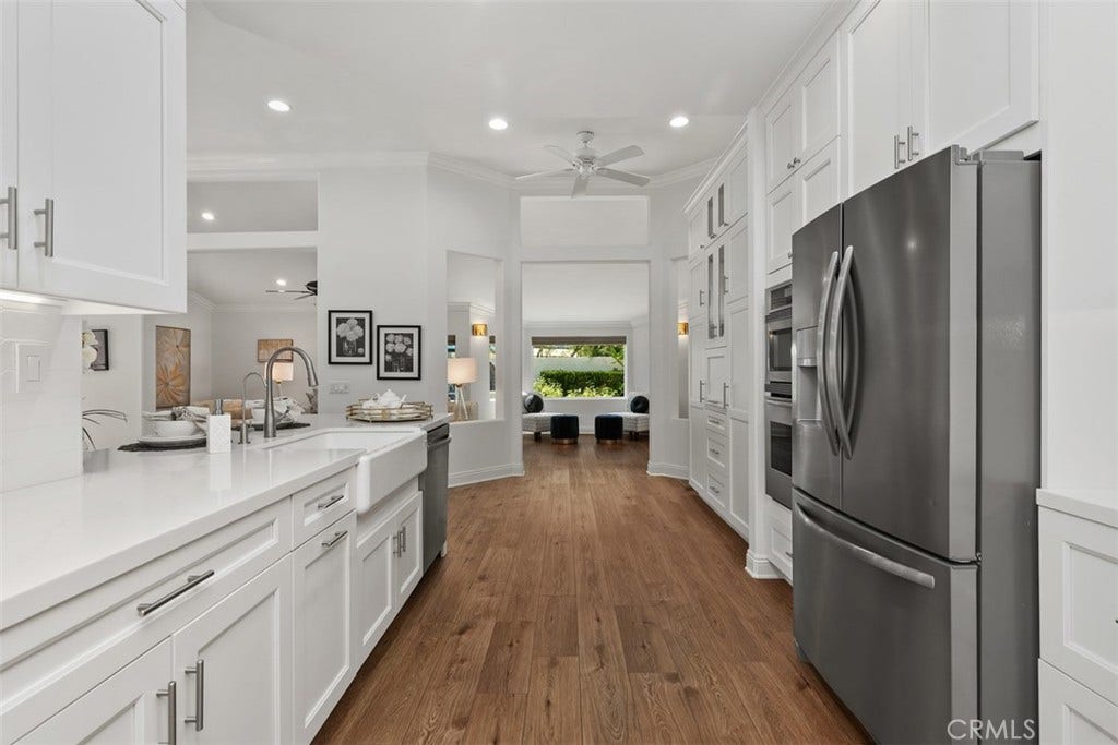 21451 Medina, Mission Viejo, CA 92692 21451 Medina, Mission Viejo, CA 92692
