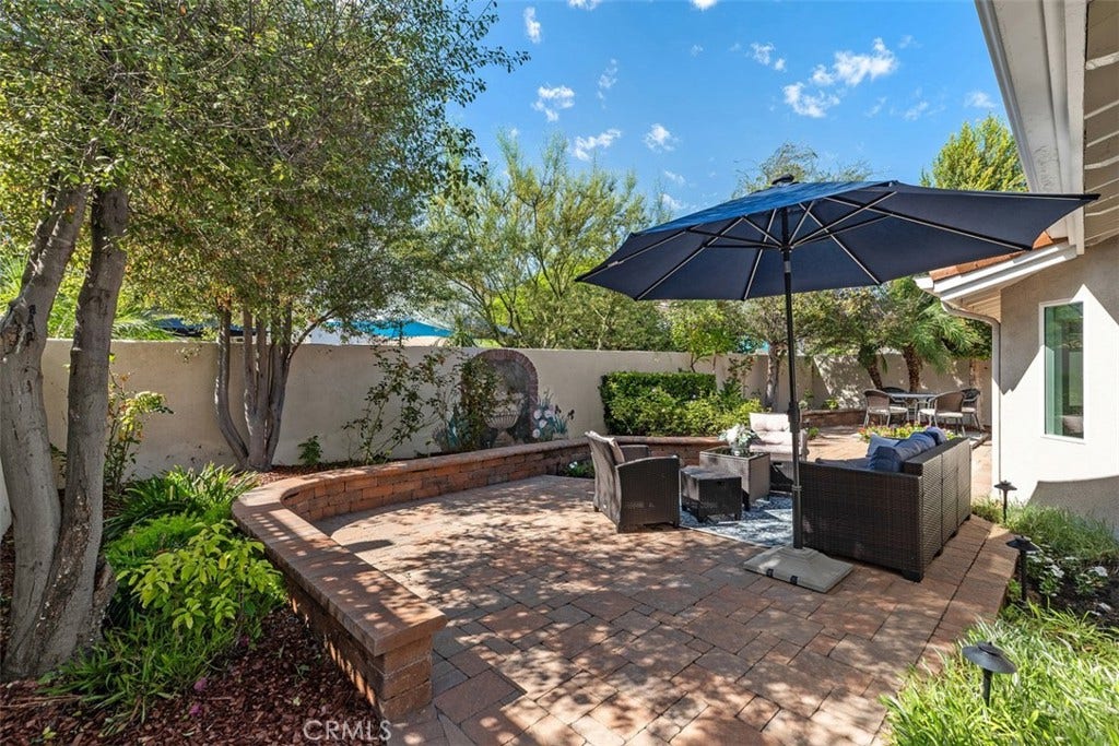 21451 Medina, Mission Viejo, CA 92692 21451 Medina, Mission Viejo, CA 92692