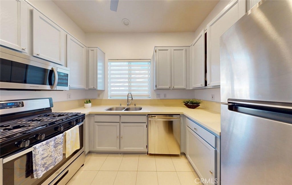210 California Court, Mission Viejo, CA 92692 210 California Court, Mission Viejo, CA 92692