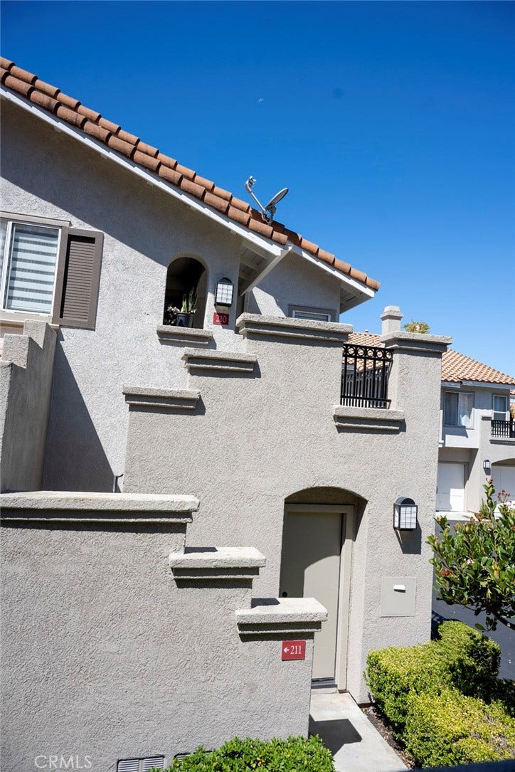 210 California Court, Mission Viejo, CA 92692 210 California Court, Mission Viejo, CA 92692