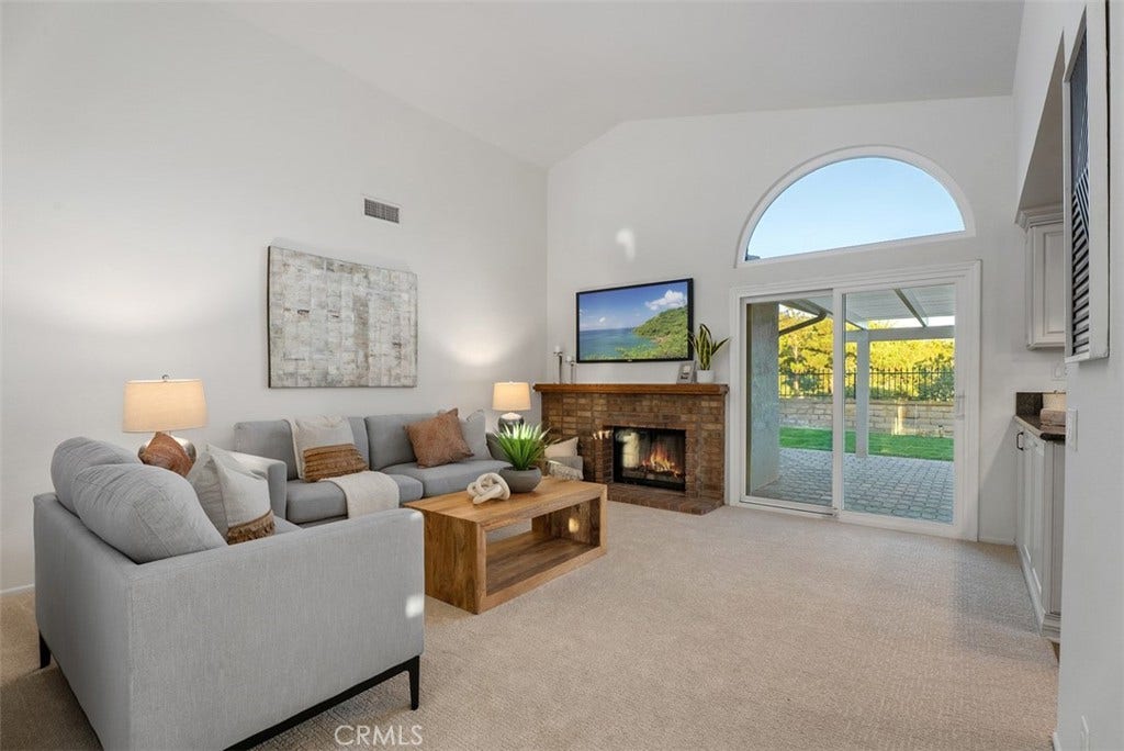 26242 Golada, Mission Viejo, CA 92692 26242 Golada, Mission Viejo, CA 92692
