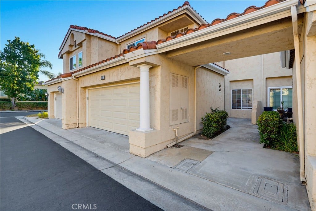 633 Via Presa, San Clemente, CA 92672 633 Via Presa, San Clemente, CA 92672