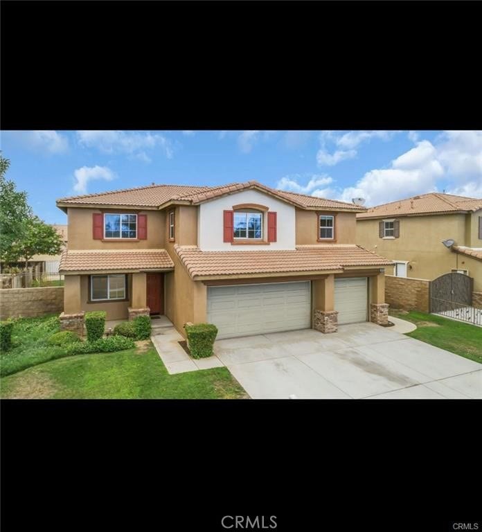Property photo for 9297 San Rafael Arcangel Ln, Riverside, CA