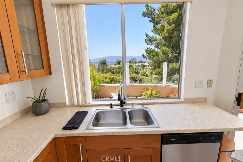 19381 Cascade Drive, Lake Forest, CA 92679 kitchen 4