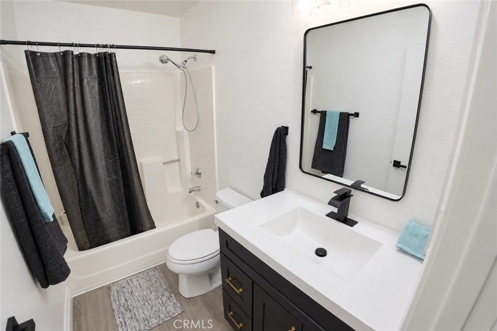 19381 Cascade Drive, Lake Forest, CA 92679 2nd primary bath rm 3
