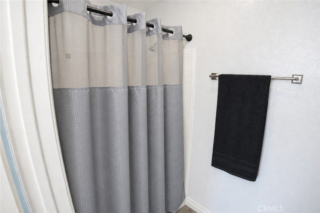 19381 Cascade Drive, Lake Forest, CA 92679 1st primary bath rm shower