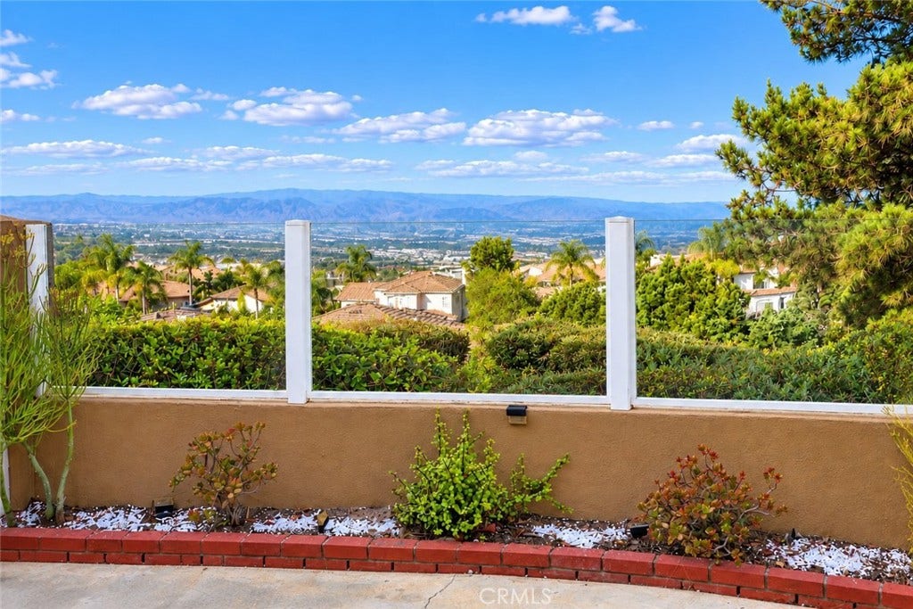 19381 Cascade Drive, Lake Forest, CA 92679 view 6