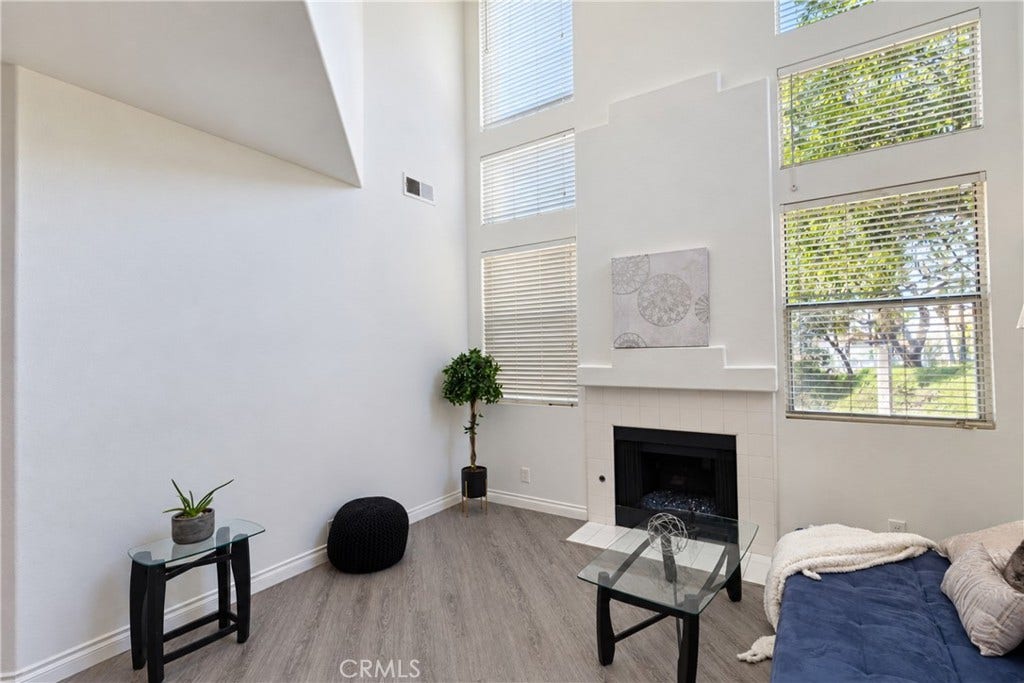 19381 Cascade Drive, Lake Forest, CA 92679 2nd primary bath rm