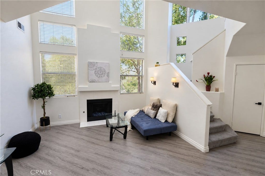 19381 Cascade Drive, Lake Forest, CA 92679 2nd primary bath rm2