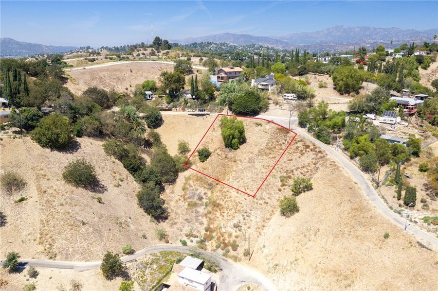 Property photo for 4000 Rising Drive, Los Angeles, CA