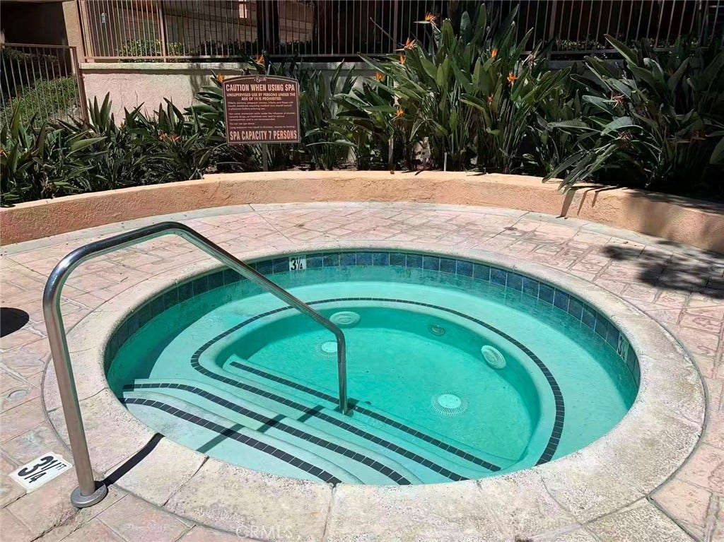 Community spa pool