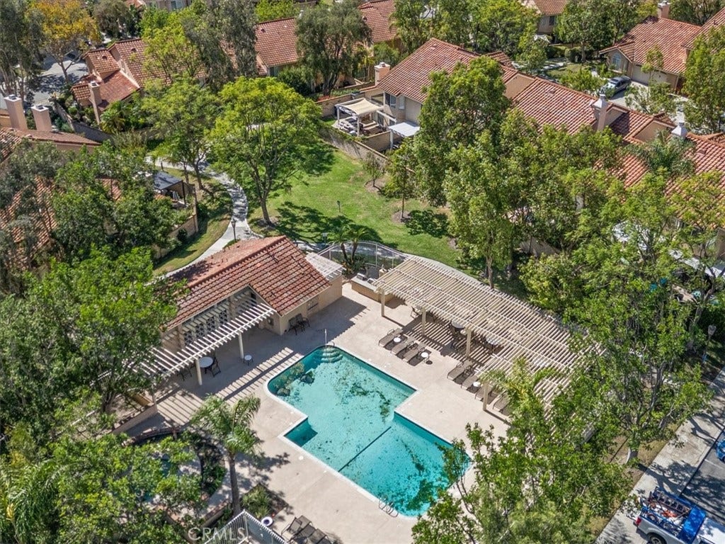 19076 Canyon Terrace, Lake Forest, CA 92679 19076 Canyon Terrace, Lake Forest, CA 92679