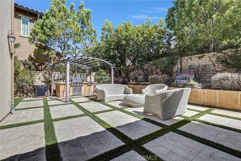19 Dahlia, Lake Forest, CA 92630 19 Dahlia, Lake Forest, CA 92630