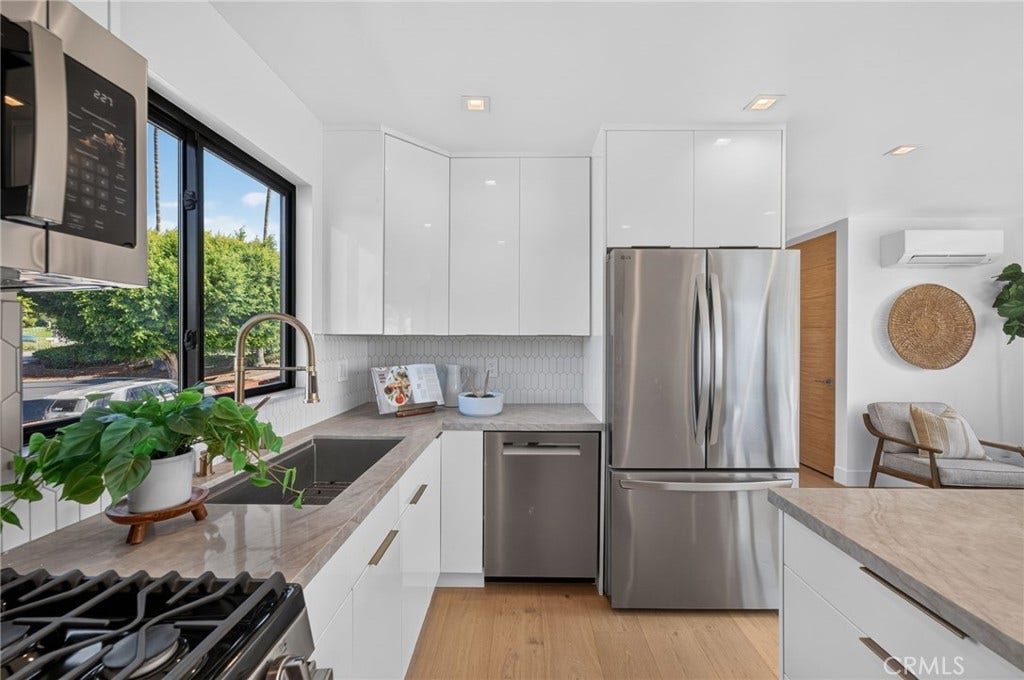 187 Avenida La Cuesta, San Clemente, CA 92672 187 Avenida La Cuesta, San Clemente, CA 92672