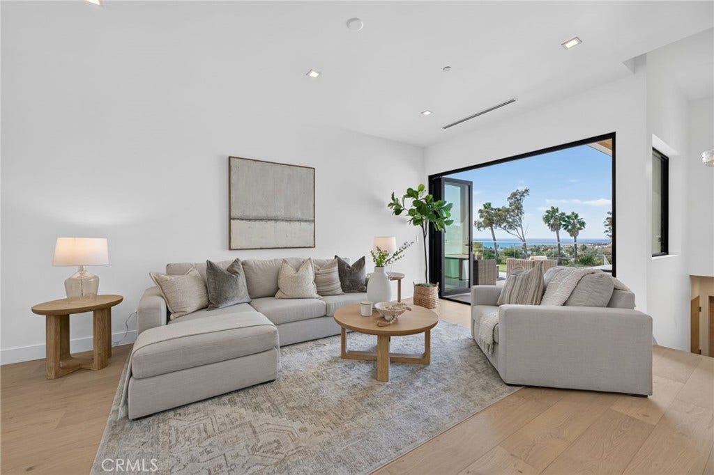 187 Avenida La Cuesta, San Clemente, CA 92672 187 Avenida La Cuesta, San Clemente, CA 92672
