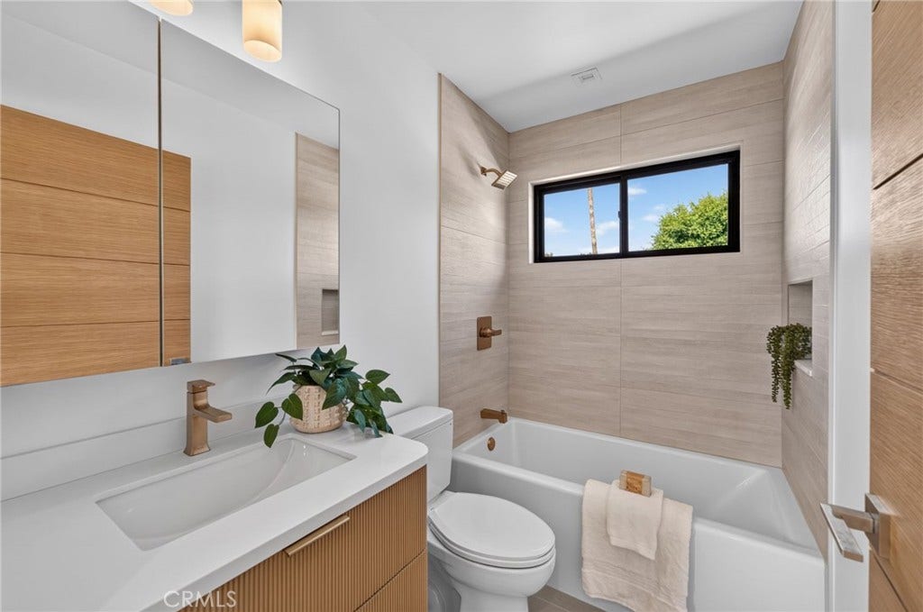187 Avenida La Cuesta, San Clemente, CA 92672 187 Avenida La Cuesta, San Clemente, CA 92672
