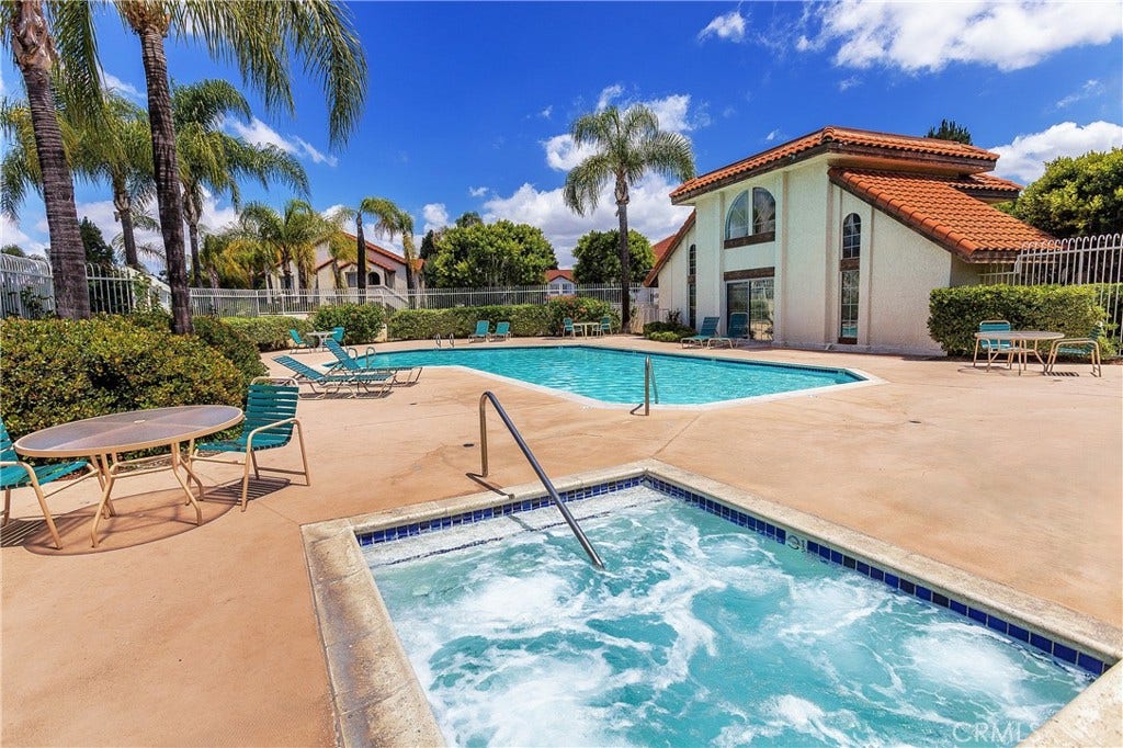 26196 Sanz, #B, Mission Viejo, CA 92691