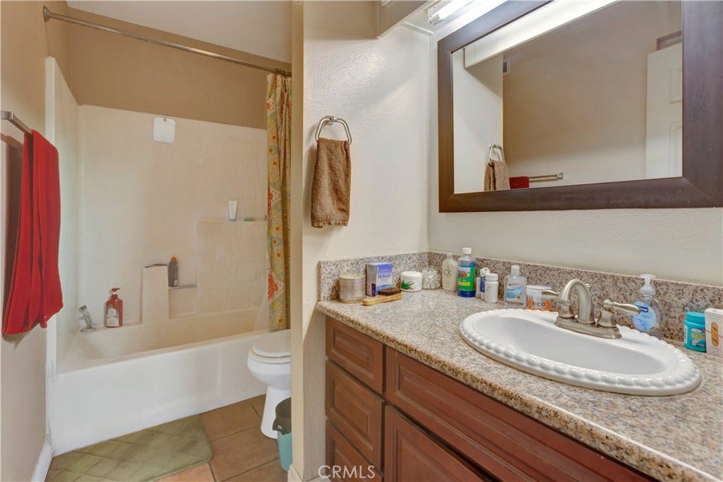 26196 Sanz, #B, Mission Viejo, CA 92691