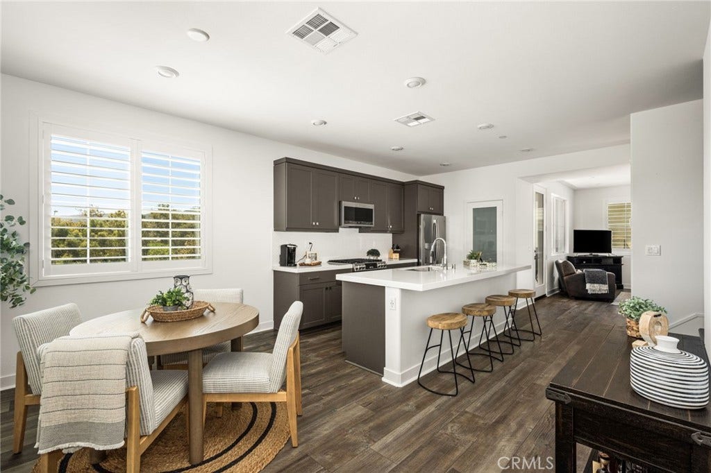 230 Yearling Way, Rancho Mission Viejo, CA 92694 230 Yearling Way, Rancho Mission Viejo, CA 92694