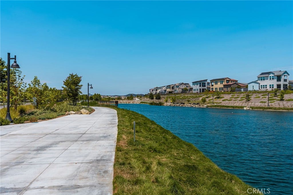 230 Yearling Way, Rancho Mission Viejo, CA 92694 Community park & lake
