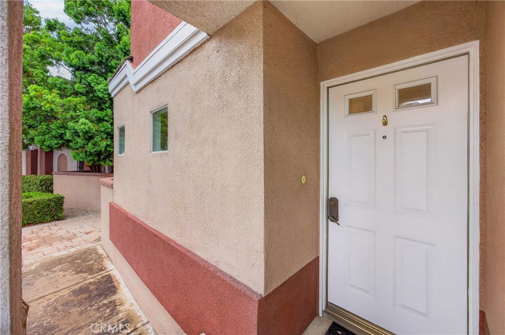 24 Mission Court, Lake Forest, CA 92610 24 Mission Court, Lake Forest, CA 92610