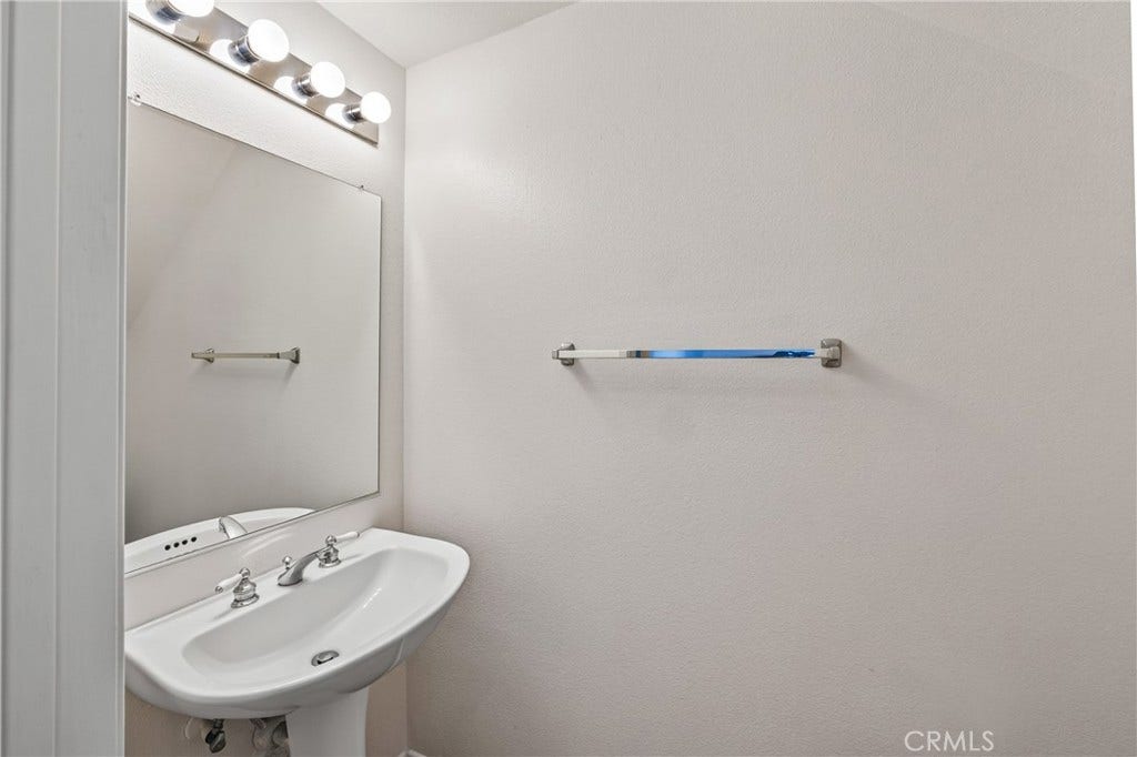 24 Mission Court, Lake Forest, CA 92610 Powder Room.