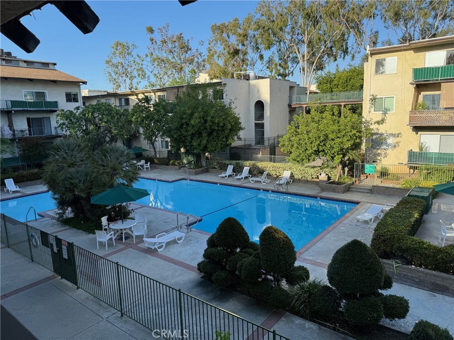 Property photo for 5460 White Oak, Encino, CA