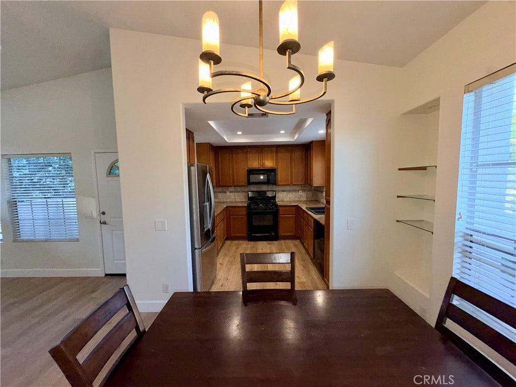 77 Via Pausa, Rancho Santa Margarita, CA 92688 77 Via Pausa, Rancho Santa Margarita, CA 92688