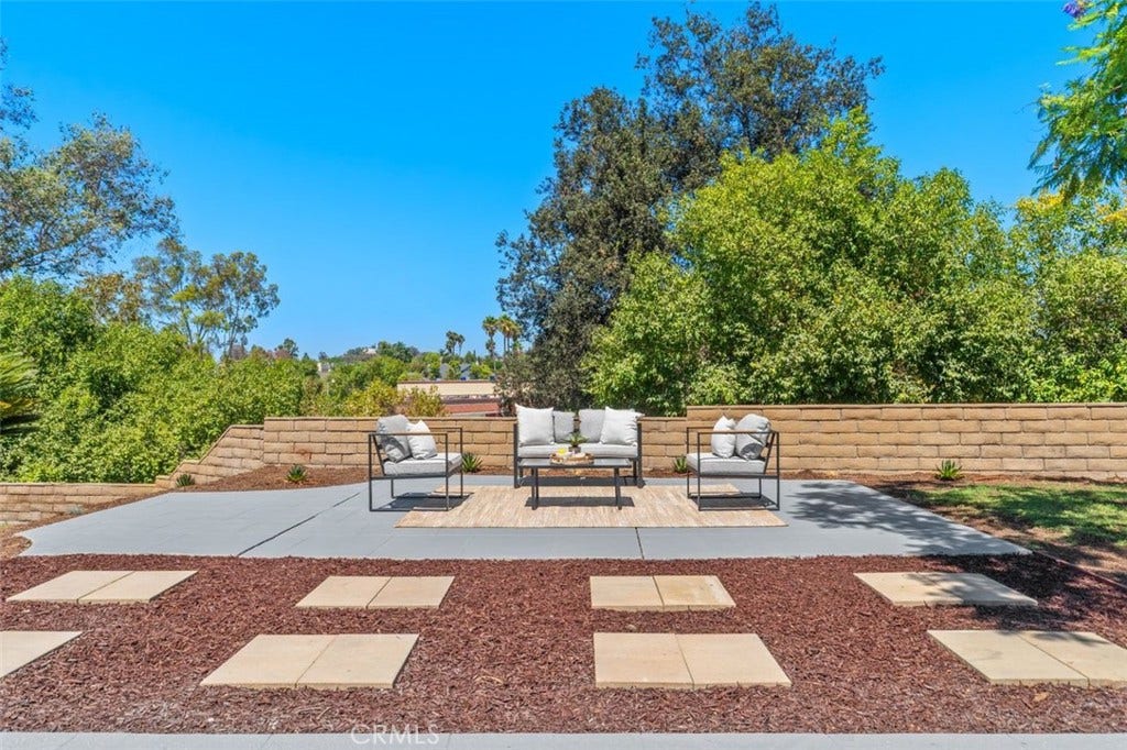 27241 Mariscal, Mission Viejo, CA 92691 27241 Mariscal, Mission Viejo, CA 92691