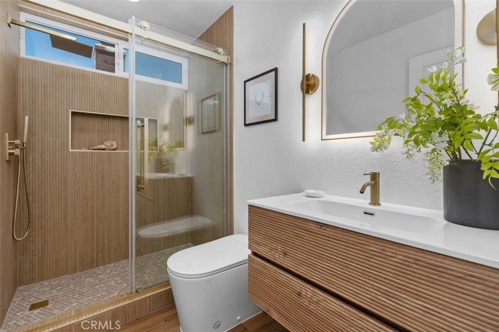 27241 Mariscal, Mission Viejo, CA 92691 27241 Mariscal, Mission Viejo, CA 92691