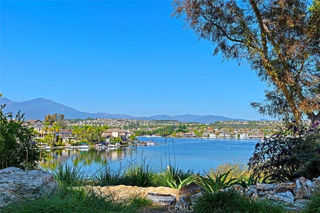 27241 Mariscal, Mission Viejo, CA 92691 27241 Mariscal, Mission Viejo, CA 92691