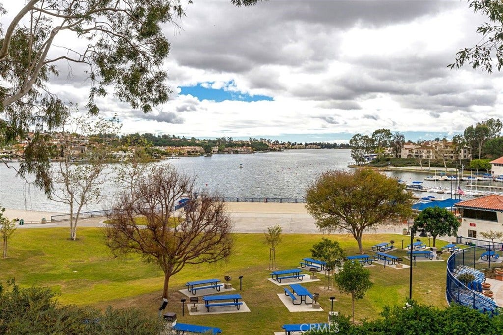 27241 Mariscal, Mission Viejo, CA 92691 27241 Mariscal, Mission Viejo, CA 92691