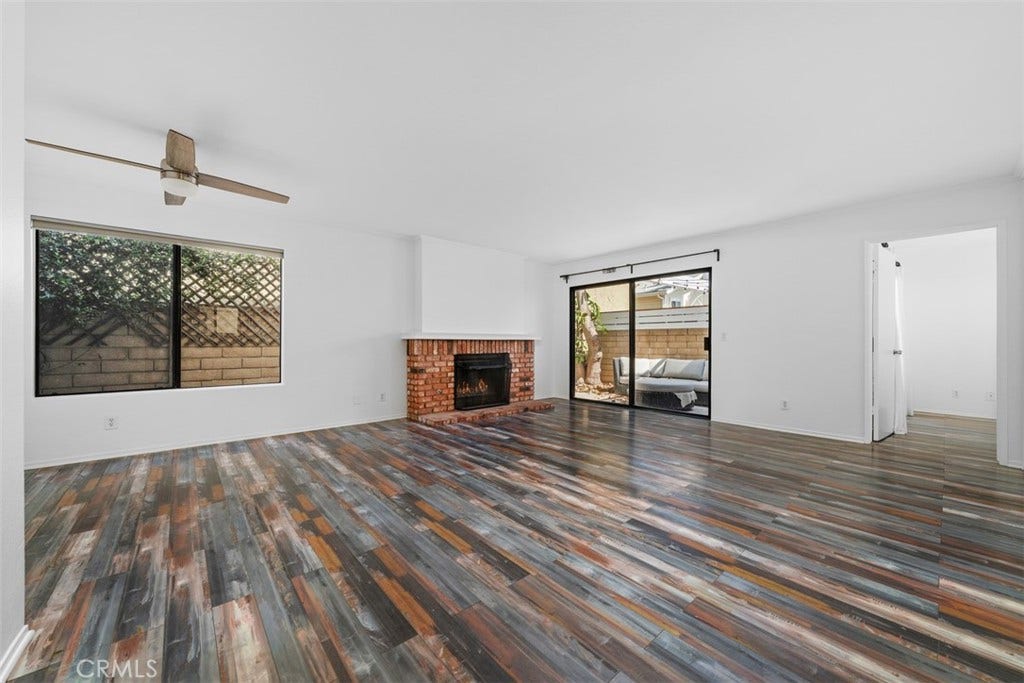 1404 Buena Vista, #1, San Clemente, CA 92672 Living Room