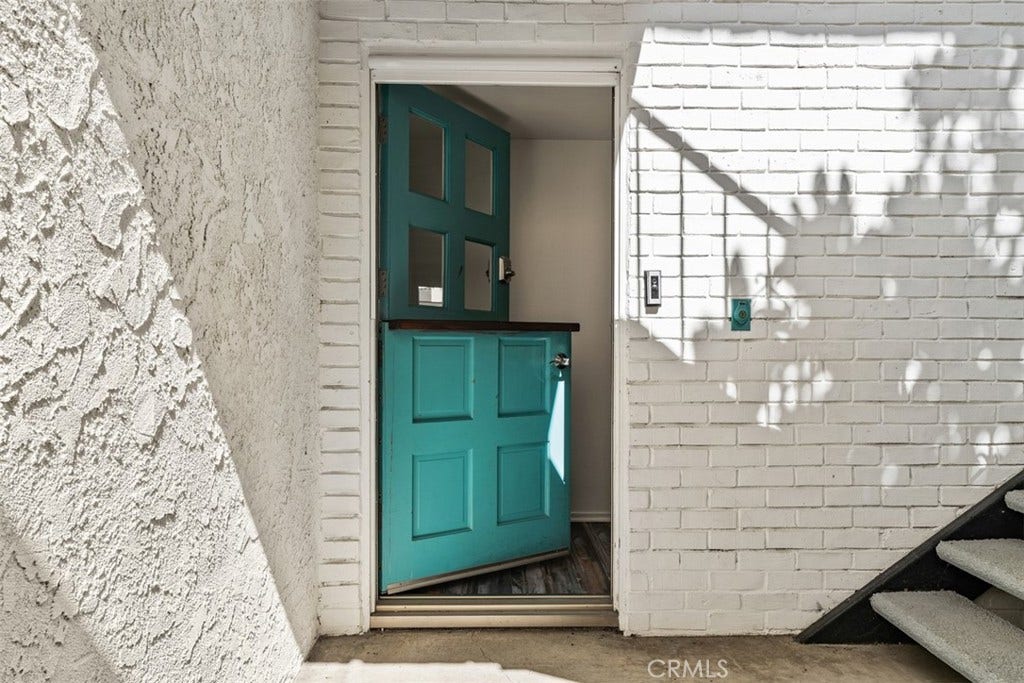 1404 Buena Vista, #1, San Clemente, CA 92672 Dutch Door Entry