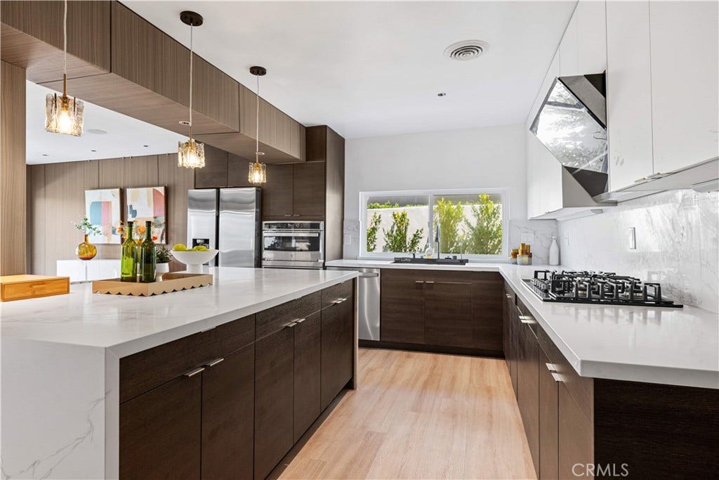 525 E Avenida San Juan, San Clemente, CA 92672 525 E Avenida San Juan, San Clemente, CA 92672