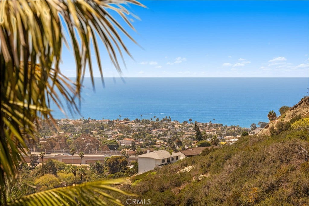 525 E Avenida San Juan, San Clemente, CA 92672 525 E Avenida San Juan, San Clemente, CA 92672