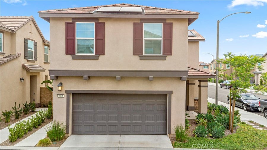 Property photo for 2476 Gunner Ridge, Rialto, CA