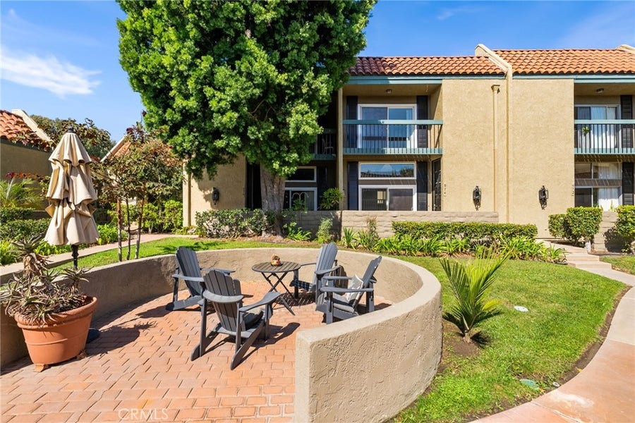 Property photo for 974 Palo Verde, Long Beach, CA