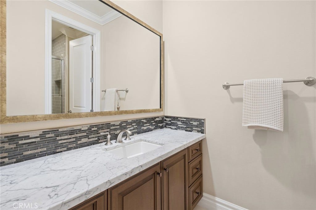 E-Suite Bath