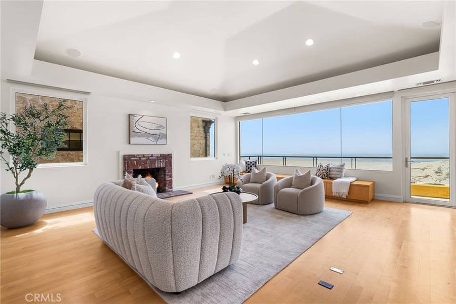 Property photo for 1554 E Oceanfront, Newport Beach, CA