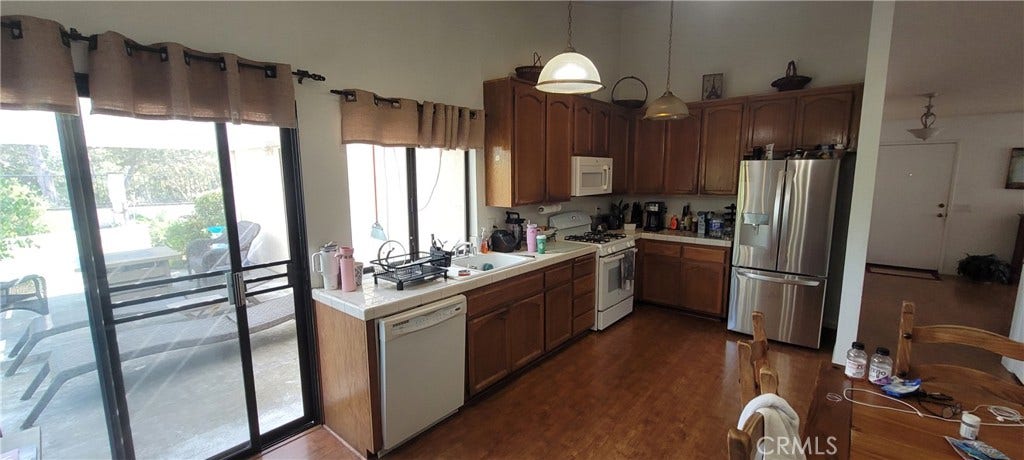 2831 PENASCO, San Clemente, CA 92673 Kitchen 2