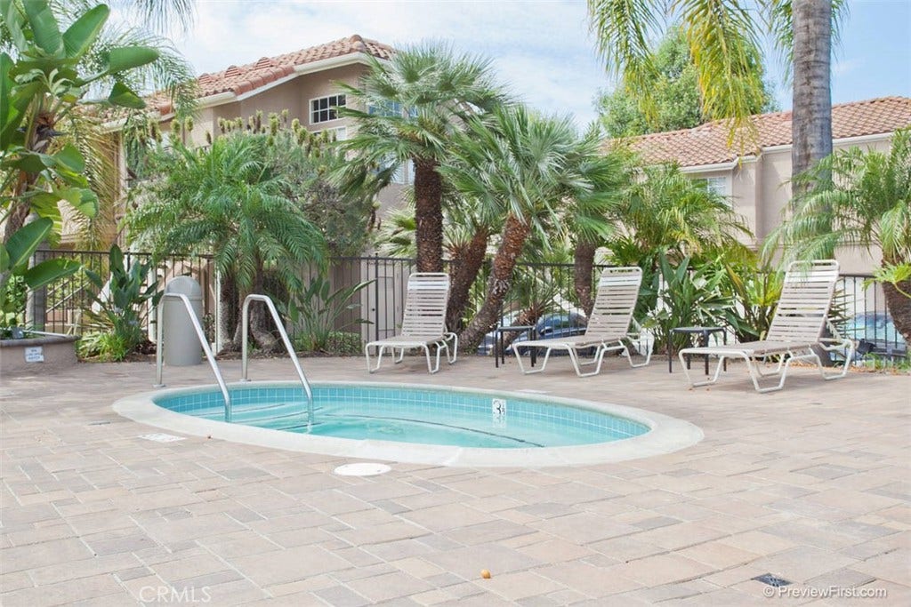 24458 Howes, Laguna Niguel, CA 92677 24458 Howes, Laguna Niguel, CA 92677